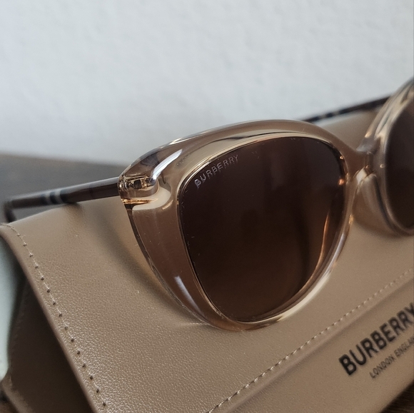 Burberry Cat Eye Nova Check Frame Sunglasses - Picture 5 of 11
